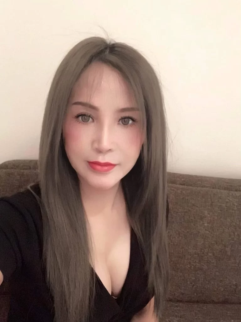 Mona